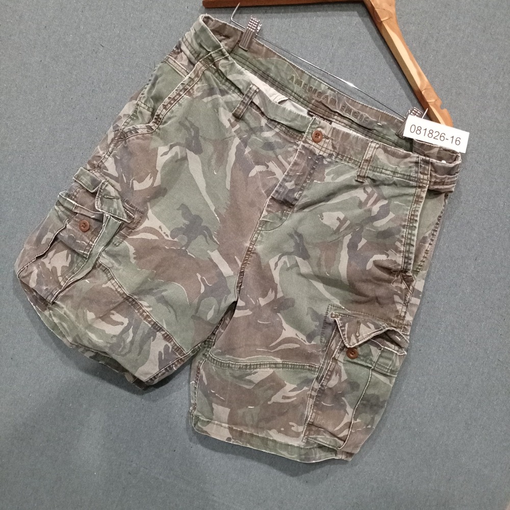 American Eagle Men 38\42 Camo Cargo Shorts Y2K Baggy Next Level Flex Camouflage